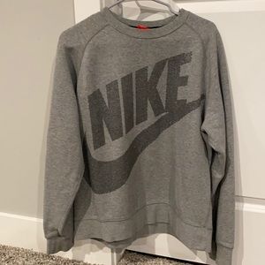 Men’s Nike sweatshirt